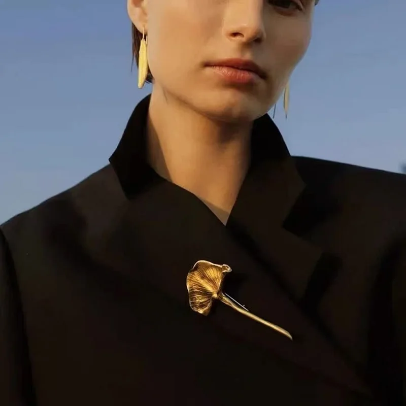 Large-leaved Ginkgo Leaf Brooch Women Girls Product Fashion Jewelry Hot Sale Party Gift 2026 New Style