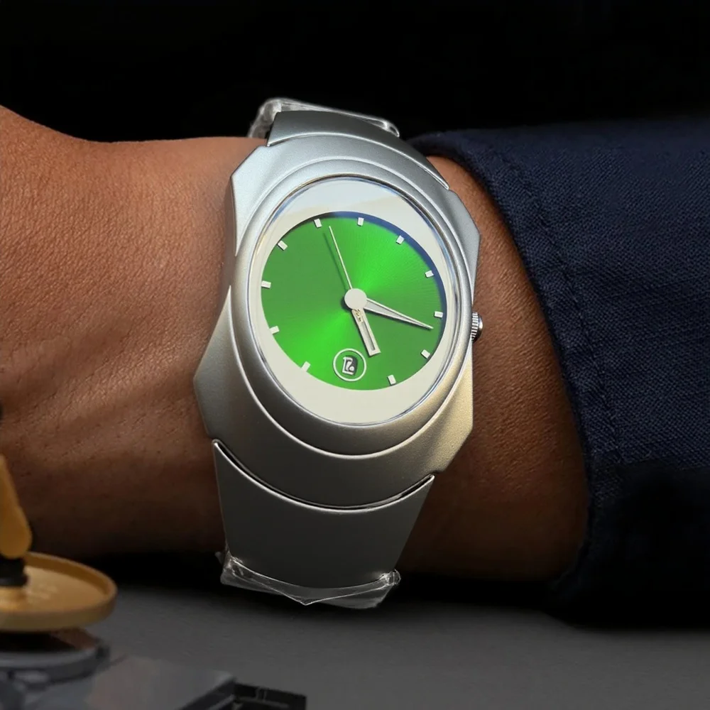 Green Dial Creative Blade Quartz Watch Mens Y2k Alien Style Special Design Fashion Unique Steel Men Watch Personalize AAA Clock