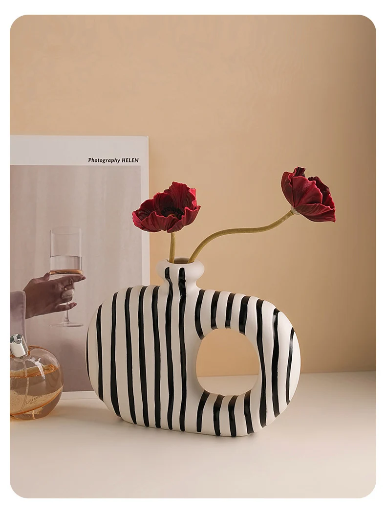 Zebra Stripes Ceramic Vase Artificial Flower Decorative Flowers Pots Desk Decoration Modern Floral Vases Room Aesthetic Decor