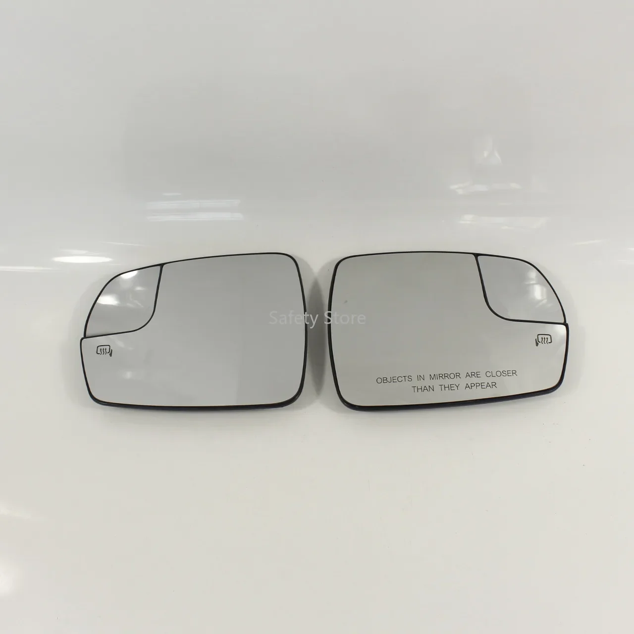 

1PC Suitable for Ford Edge 2015 US version with heated door mirror