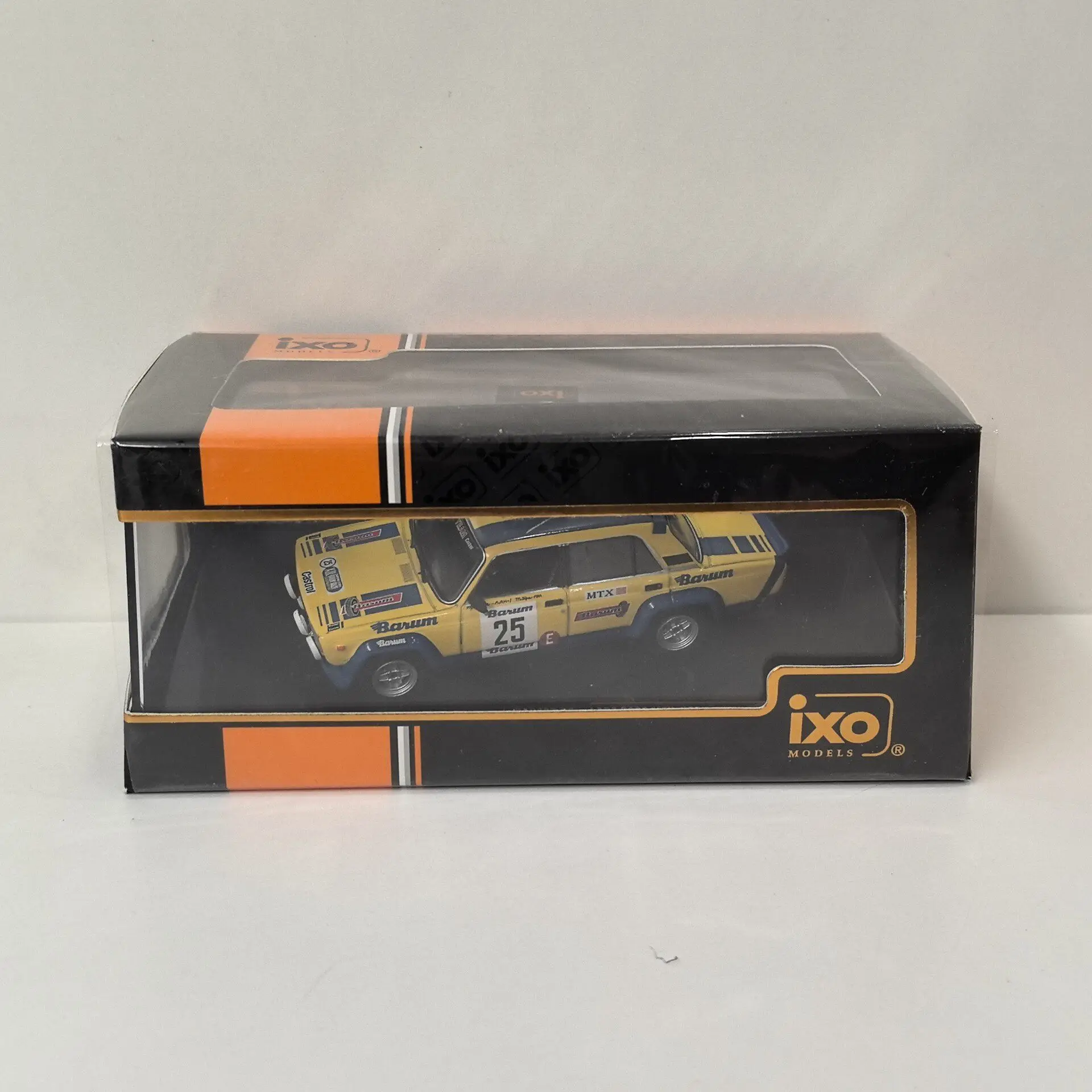 

Diecast IXO 1/43 Scale LADA 2105 VFTS #25 1983 2Z Alloy Car Model