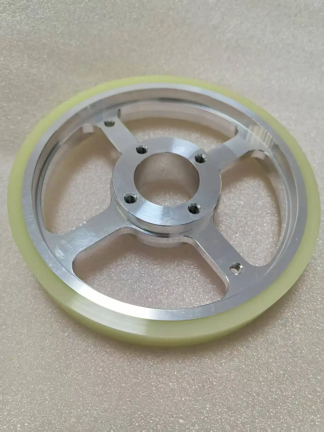 brake-shoe-a290-8111-x371-urethane-roller-f441-140-30-22t-tension-roller-a2908111x371-apply-for-fanuc-edm-wire-cut-machine