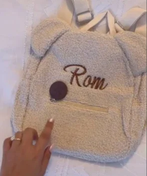 תיק גב תינוק מותאם אישית עם רקמה, תיק דוב רך וקל משקל לילדים עם שם מותאם אישית, מתנה לבנים ובנות