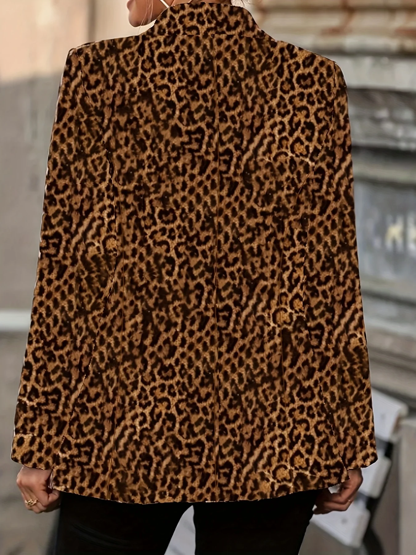Women's Elegant Leopard Print Jacket with Lapel and Single Button Blazer