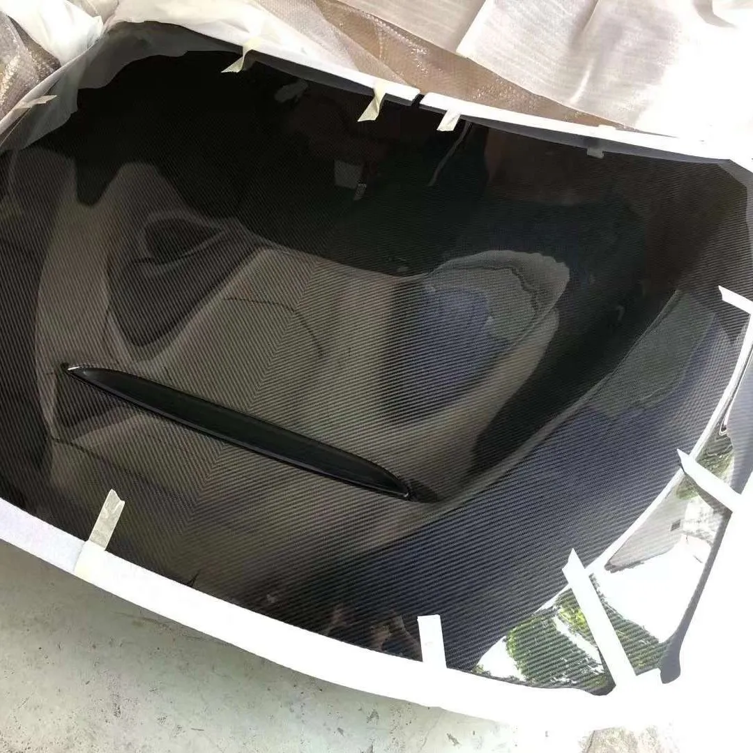 

Suitable for BMW F80/M4 F82 F83 GTS carbon fiber hood, carbon fiber hood engine