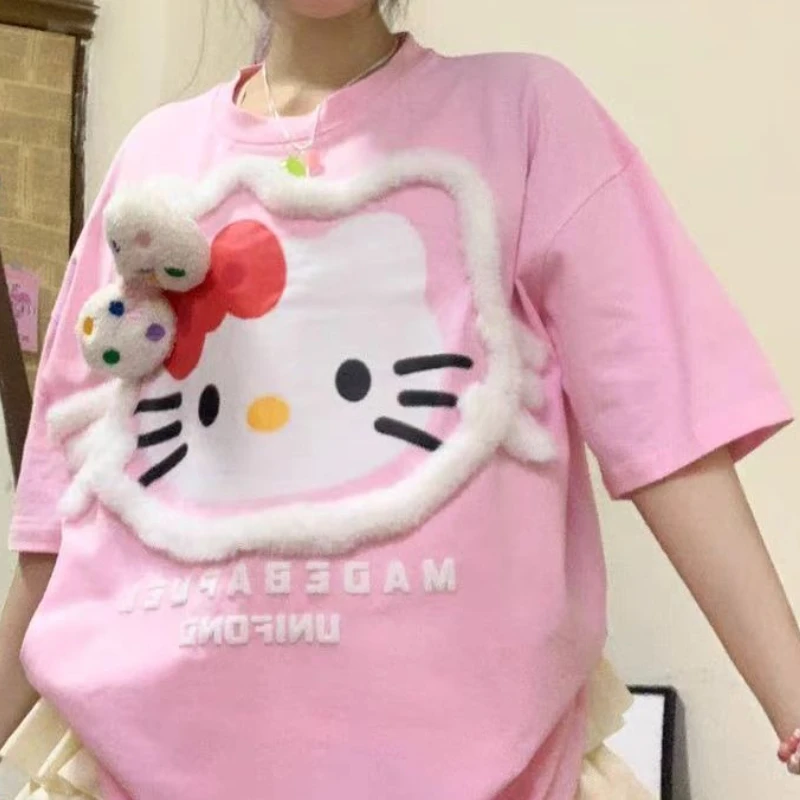 جديد الكرتون HelloKitty بسيط فضفاض لطيف جولة الرقبة الاتجاه عارضة الصيف القطن قصير الأكمام تي شيرت المألوف Y2K TopT-shirt