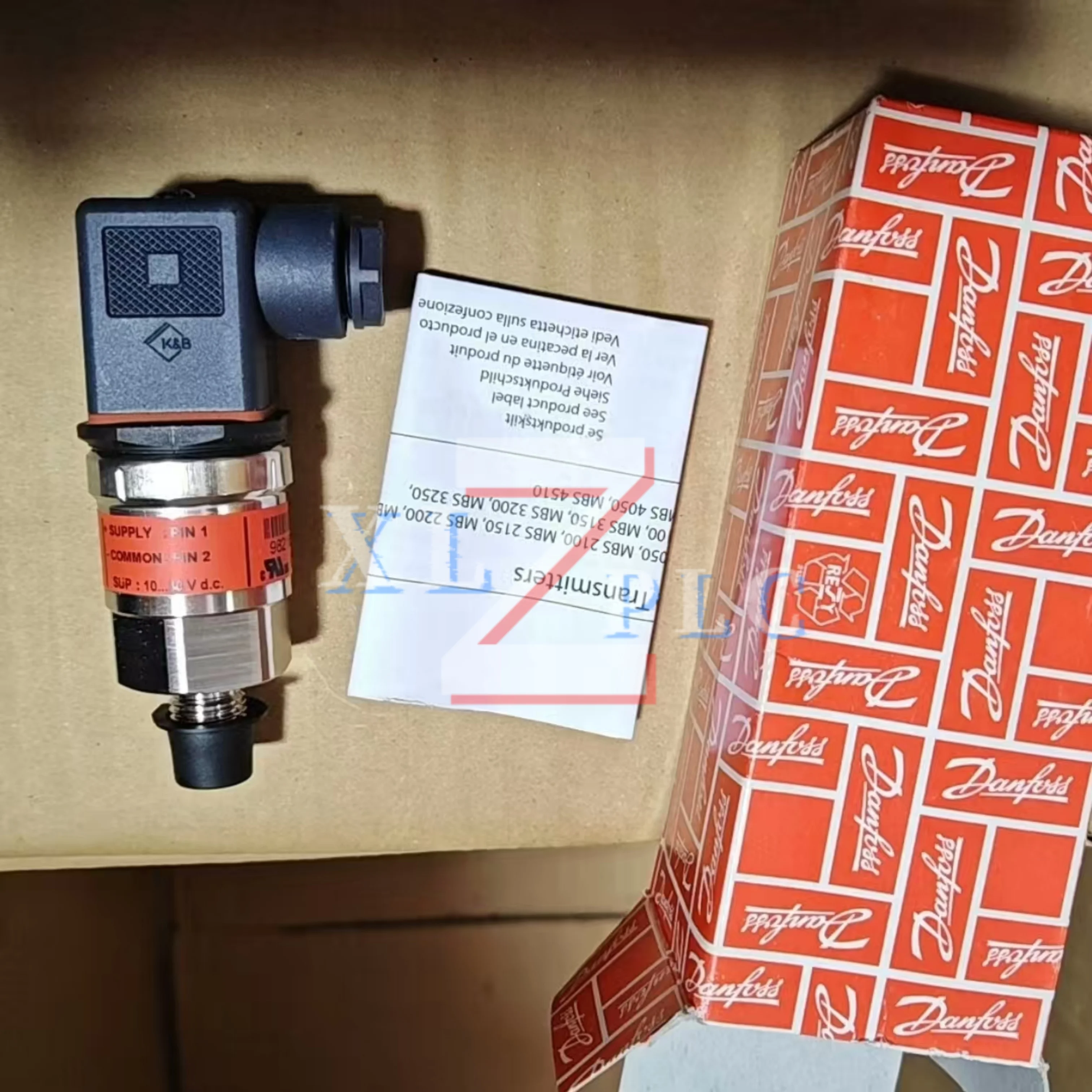 060G1133 MBS3000 060G1151 MBS3050 060G1153 MBS3050 060G1154 MBS3050 060G1367 MBS3300 جديد في مستشعر ضغط الصندوق