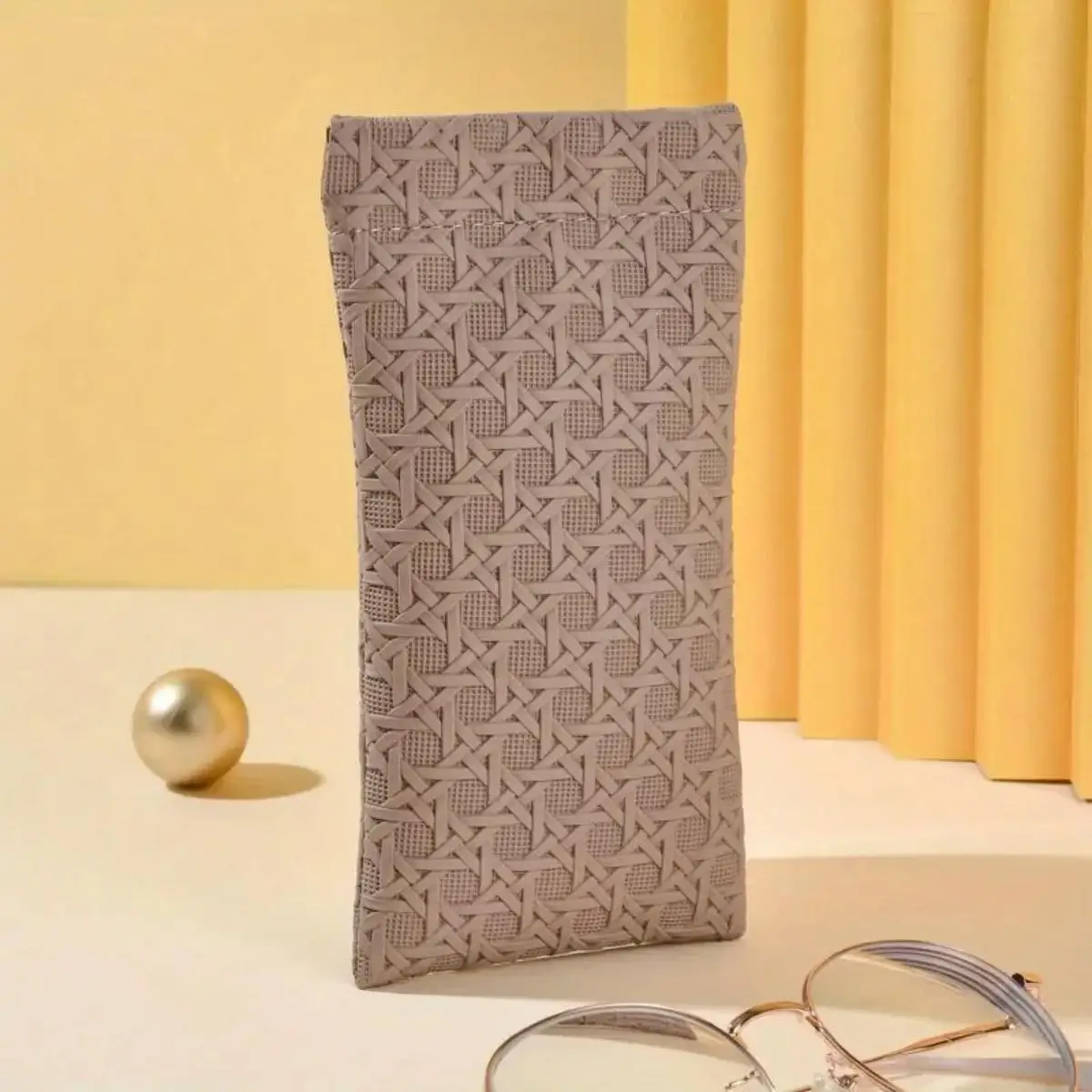 1pc Minimalist Elegant Trendy Glasses Pouch Woven Texture PU Leather Portable Sunglasses Storage Box Durable Protective Containe