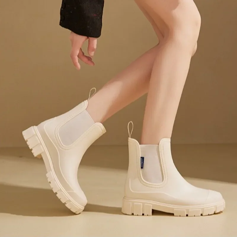

Women's Fashion Versatile Waterproof Ankle Boots Outdoor Waterproof Short-cylinder Rain Shoes Outdoor Anti-slip Rain Boots
