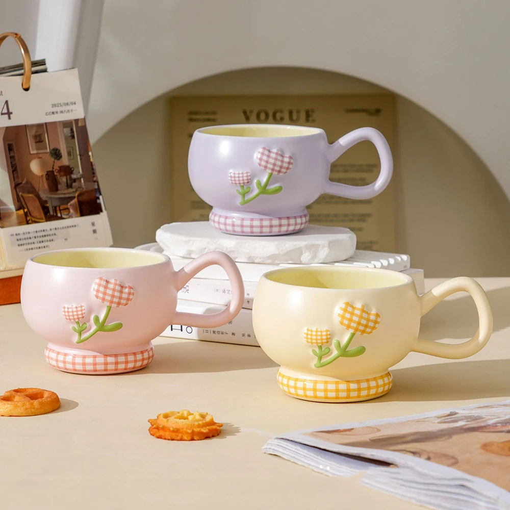 High Appearance Level Ceramic Water Cup Tulip Relief Makeup Cup with Spoon Home Adorable Minimalist Tableware Birthday Gift Mug