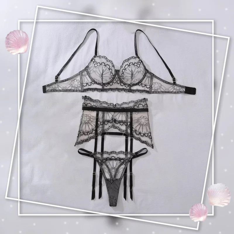 

Bikini Bra with Underwire Bra Swimsuit Underwear Three-piece Set for Women