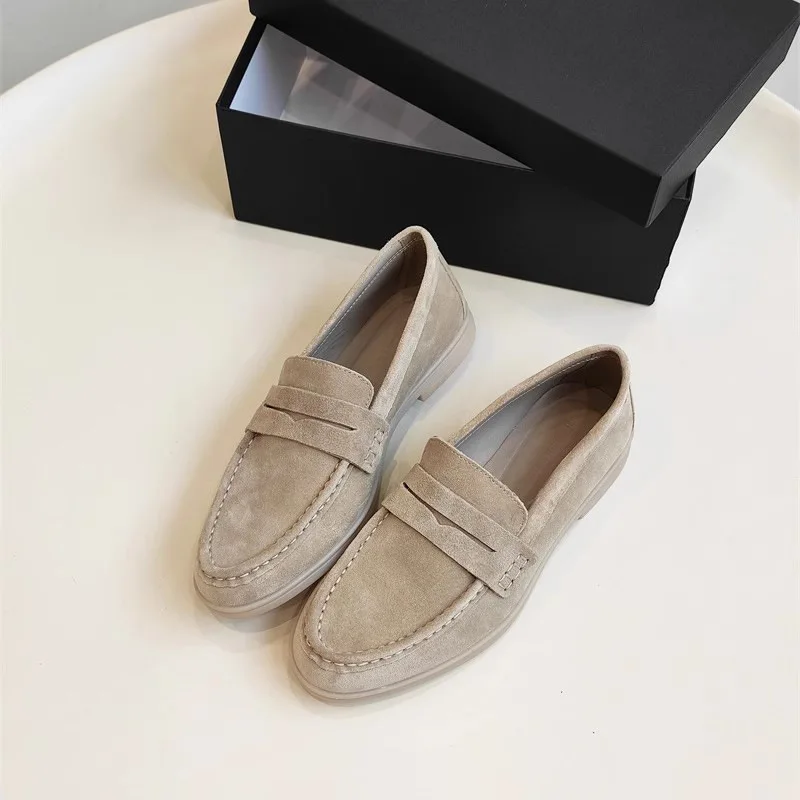 

Spring new women's shoes round head comfortable Loafer suede leather slip-on flat casual single shoes commuting