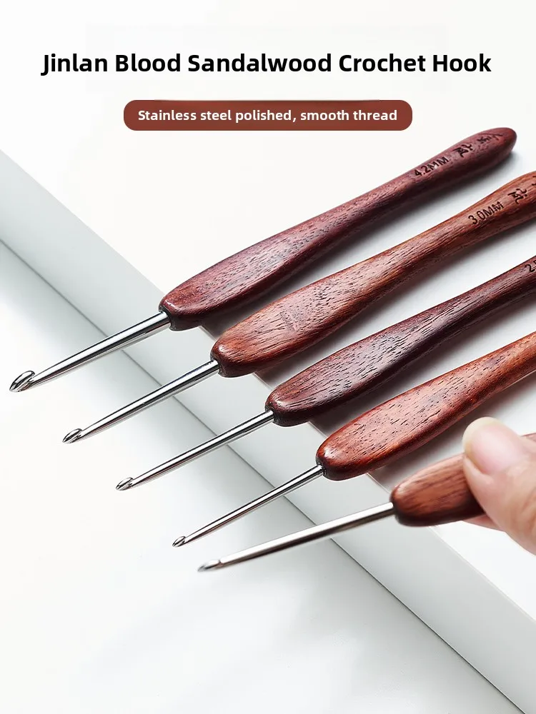 

Handmade DIY Knitting Tool Stainl Steel Needle Handle Wooden Handle Blood Camphor Hook Needle for Sweater Crocheting