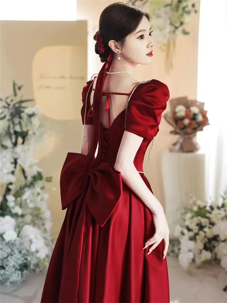 Elegant Wine Red Dress With Sleeves: The Perfect Choice for Sophisticated Evenings Elegant Wine Red Dress With Sleeves: The Perfect Choice for Sophisticated Evenings
