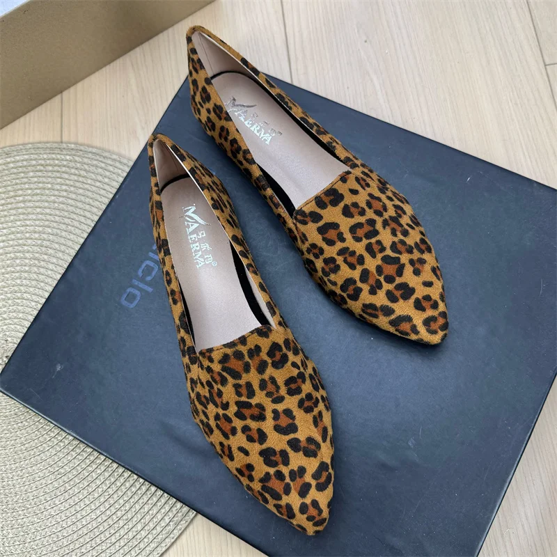 

Retro Women's Shoes Exquisite Pointed Tip Flat Bottom Loafers for Woman Fashion Suede Casual Shoes Designer Shoes Zapatos Mujer