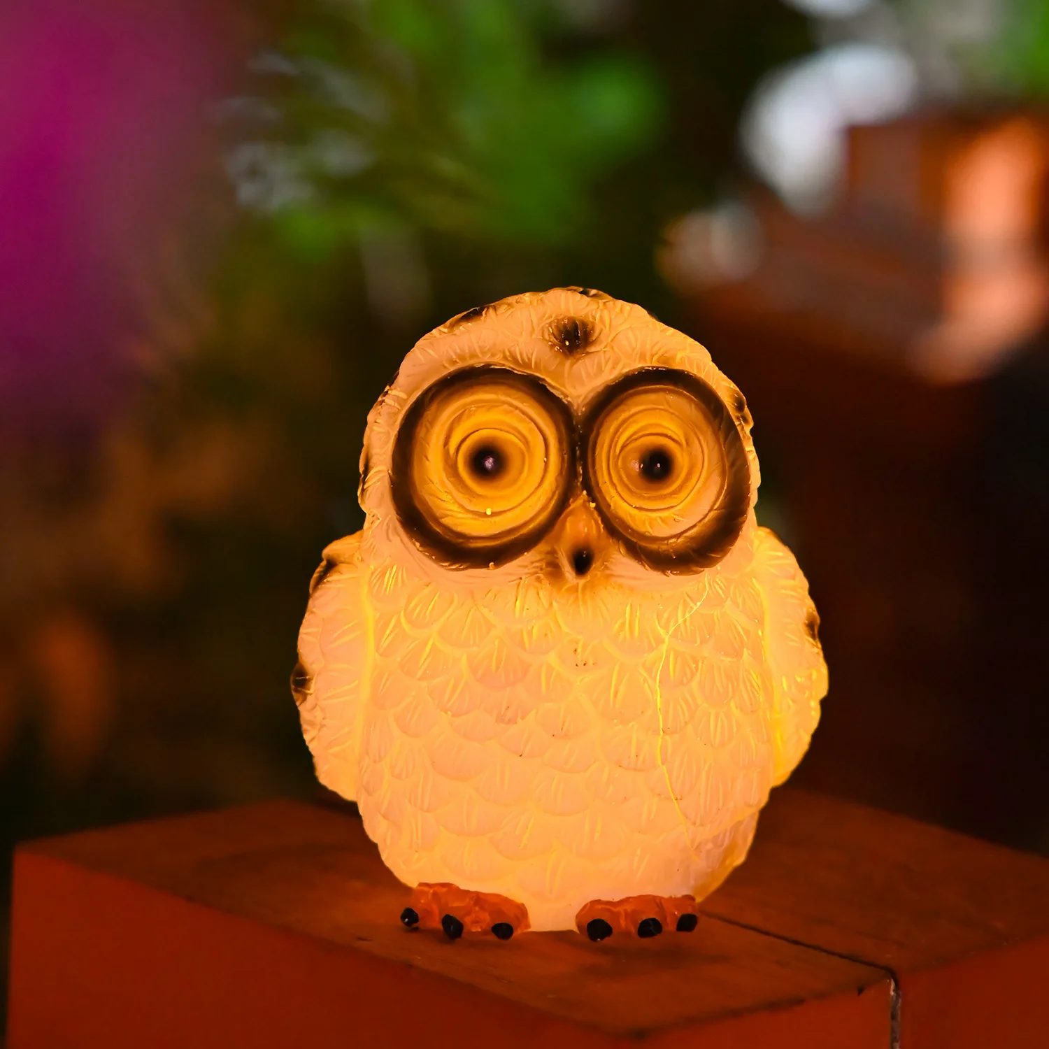 Simpatico gufo all'aperto scultura in resina figurine ciondolo giardino luci solari a LED statua animale sculture per regali da giardino paesaggistico