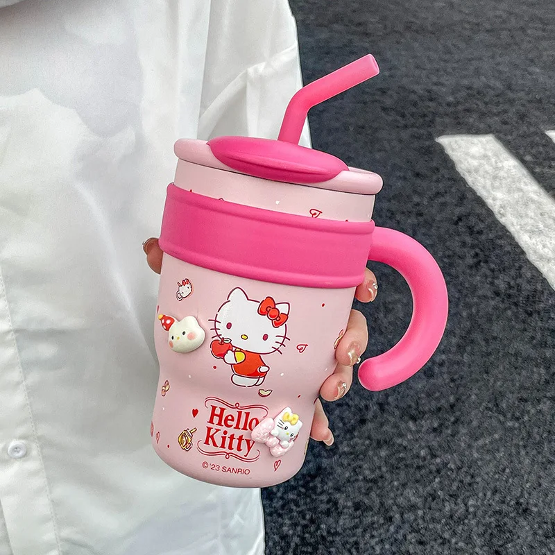 Sanrio izolowana butelka na wodę Hello Kitty śliczna figura słomka o dużej pojemności termos 700ml kubek moja melodia Cartoon dzieci kubek prezenty