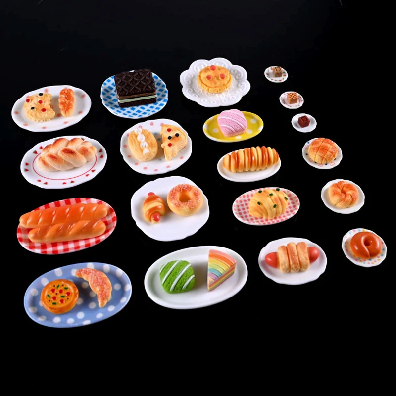 5Pcs 1/12 Dollhouse Cartoon Food Plates Dollhouse Mini Kitchen Plates Decoration Dolls House Accessories Pretend Play Toys