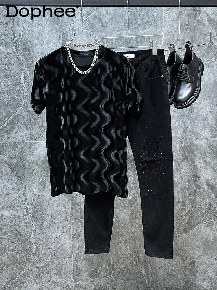 

2025 Korean High-End Velvet Design Round Neck Short Sleeve T-Shirt Trendy Men's Casual Loose Cool Breathable Versatile Top