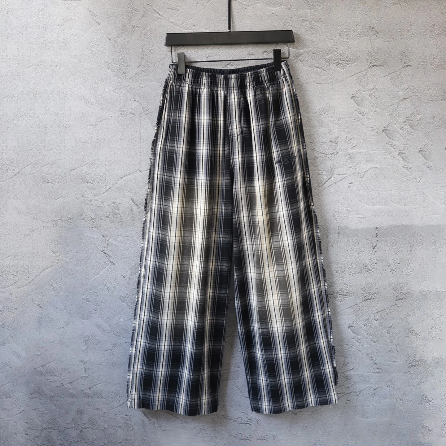 

BCLENEICAC New Waed Vintage Plaid Patchwork Loose Straight Casual Pants Men's Paris Sle Comfortable Loose Long Trousers