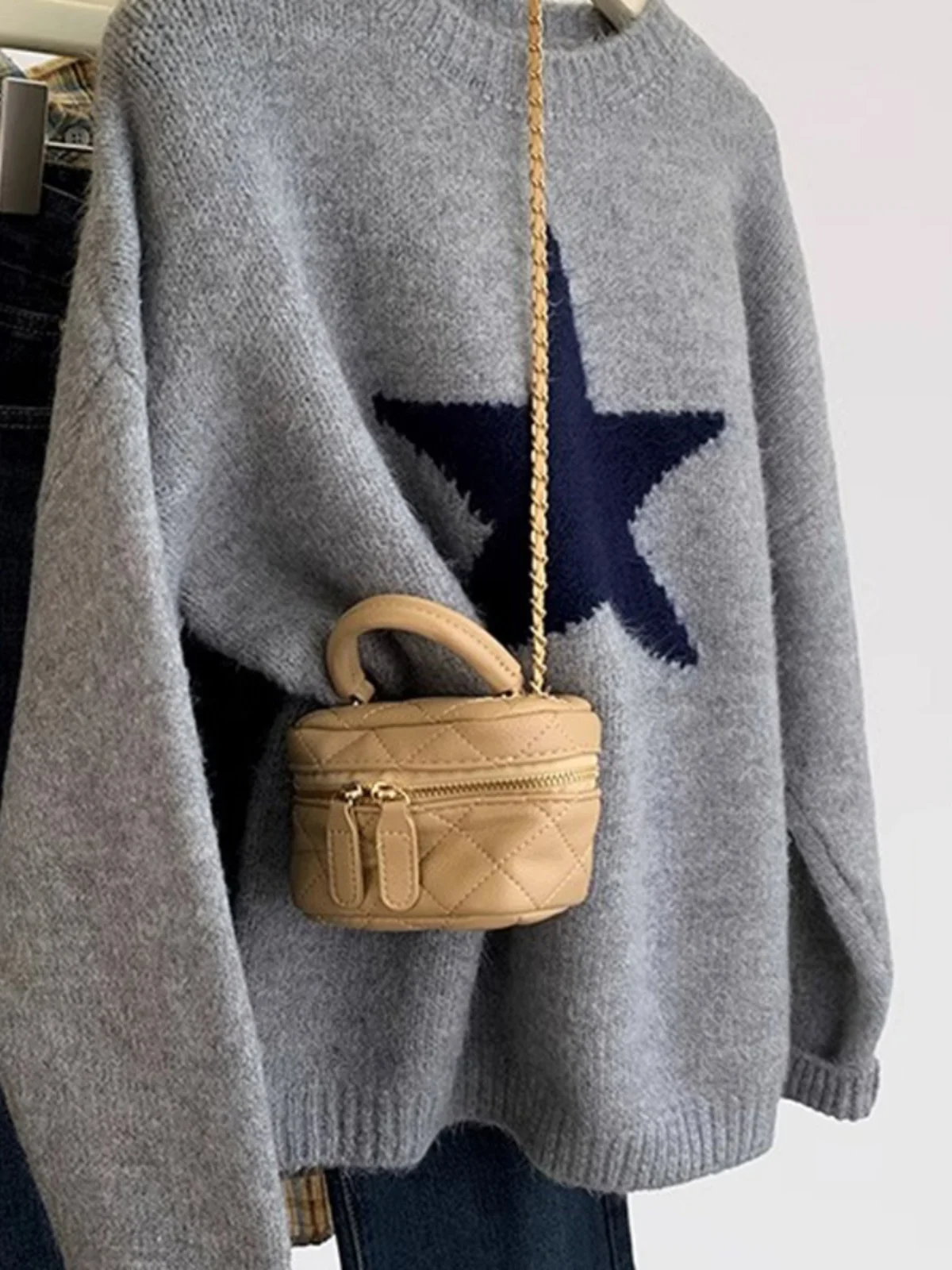 

Вязаный свитер в стиле ретро American Star с круглым вырезом и длинными рукавами, универсальный, для повседневной носки, с эффектом омоложения, для женщин