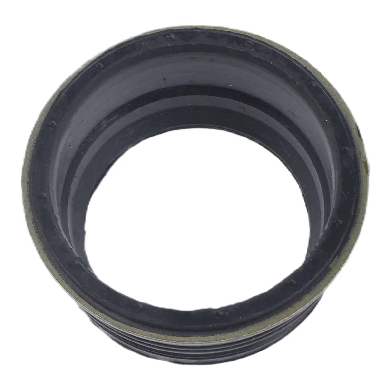 Oil Filler Cap Gasket L3K9-10-2D5A BPZ-MZ-001 for Ford Maverick 16V 2004-2005 and For Mazda 3 2003-2014 Automotive Engine Part
