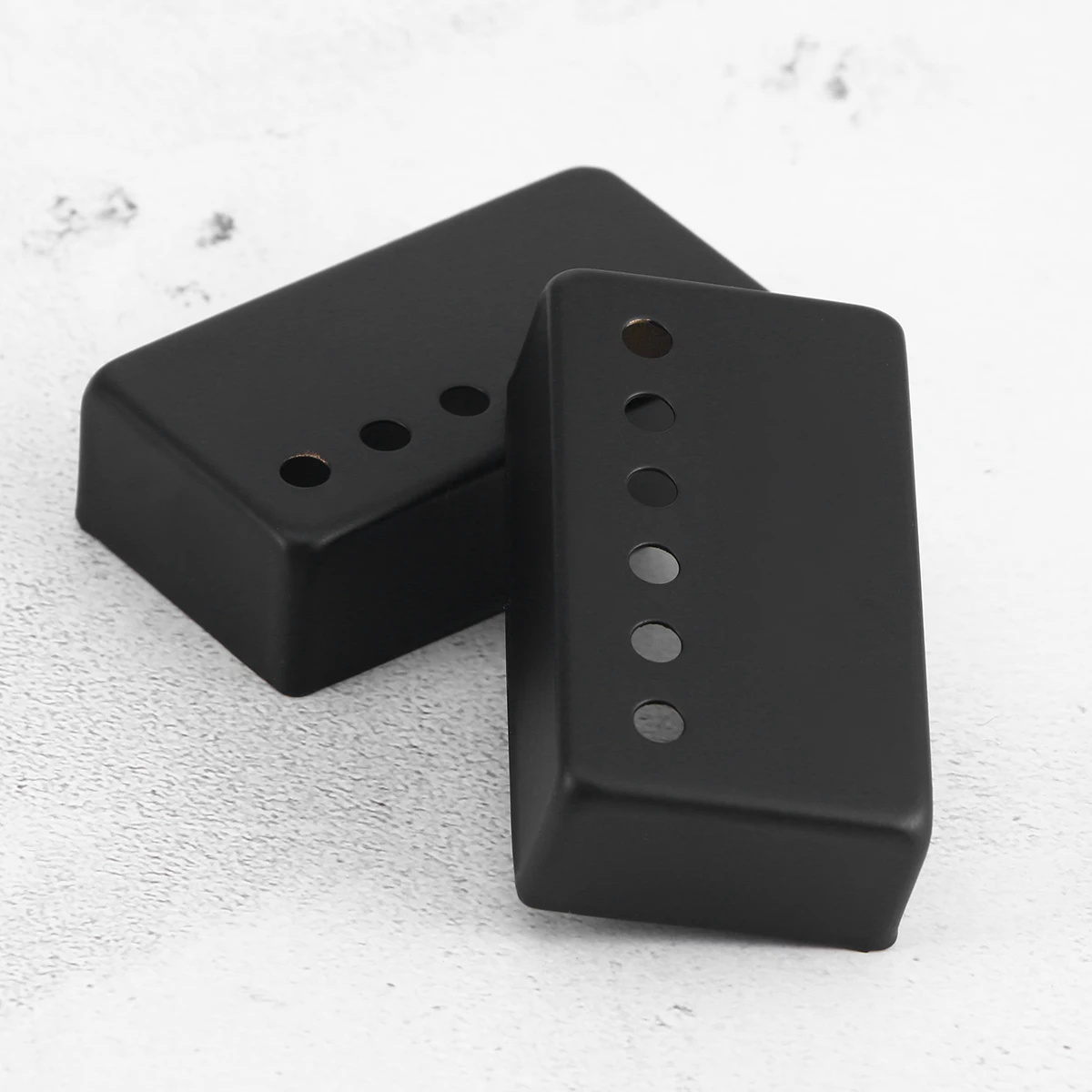 

2Pcs Style Electric Guitar Double Coil Pickup Covers Chrome Plated Metal Replacement Guitar Accessories Black 6 Hole