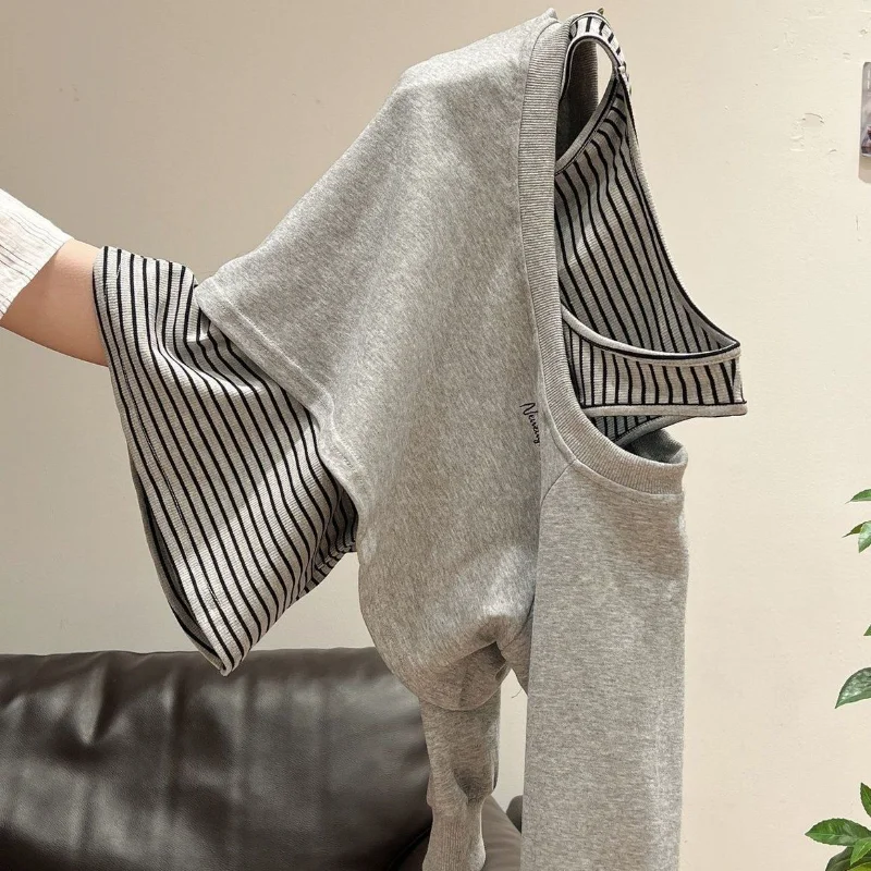 شيا Zhenhua رمادي خارج الكتف طويلة الأكمام مخطط البلوز المرأة 2025 الخريف تصميم مطابقة سترة قطعتين مجموعة #3