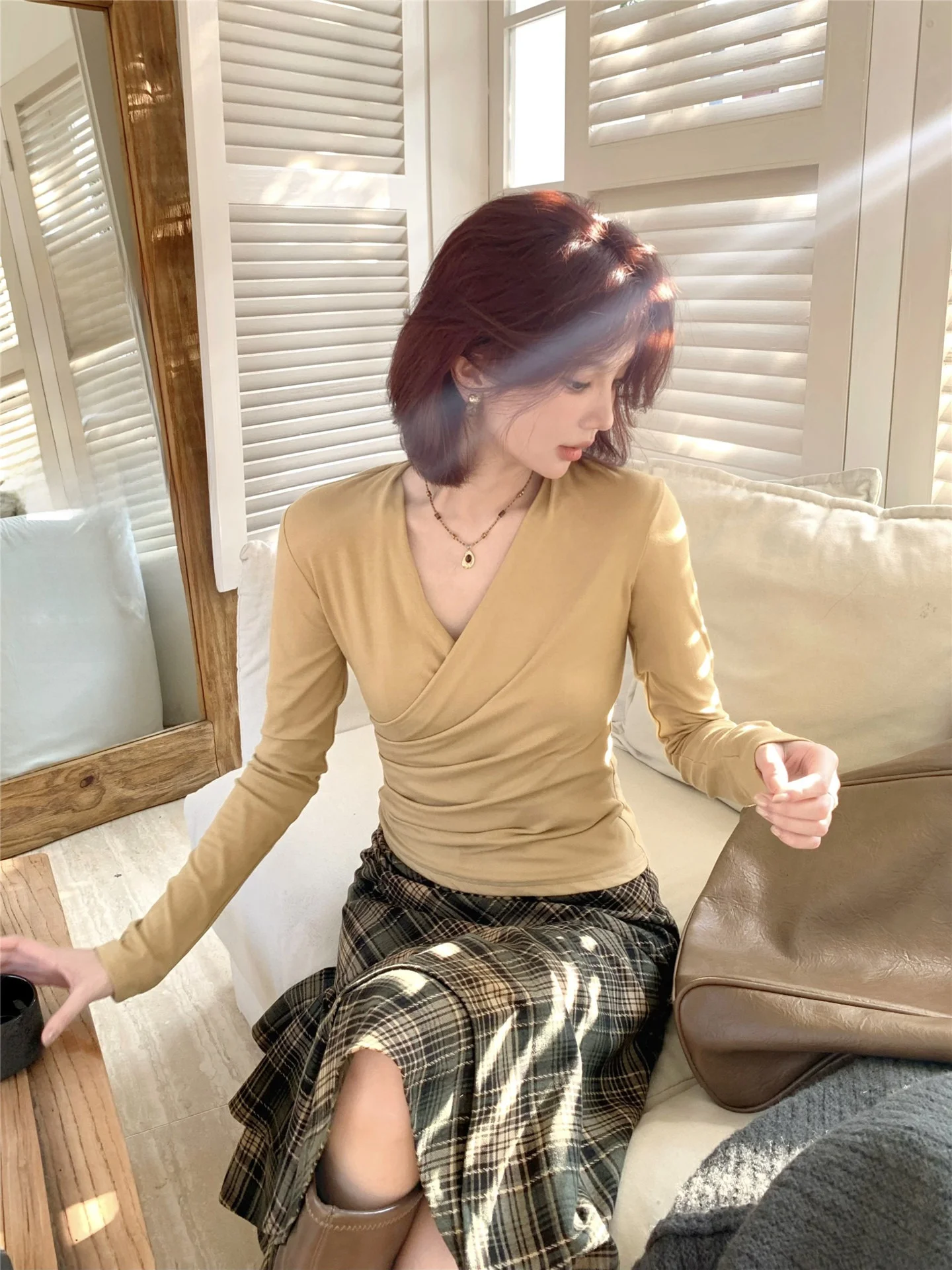 

Женский облегающий вязаный свитер-базовый слой в корейском стиле с V-образным вырезом, длинными рукавами, теплый, мягкий, из тонкой пряжи