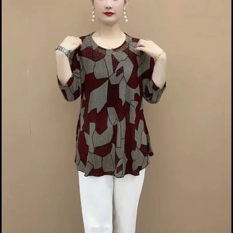 새로운 스타일의 플러스 사이즈 여성용 루즈핏 상의 (엄마용)