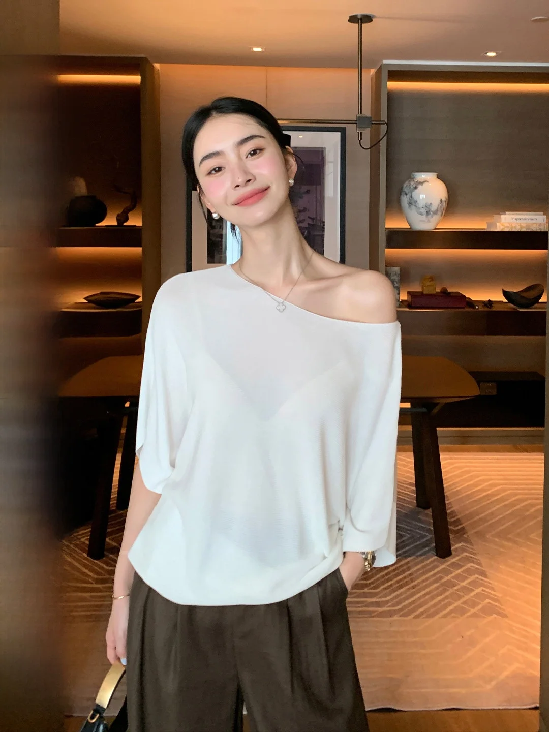 

Maven Lin Women's Loose Sleeveless Cover up Top Micro Transparent Sun Protection Casual Wear Summer Season Five Sleeve Length