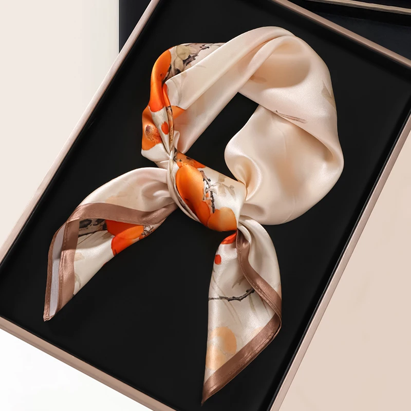 シルクスカーフ-レディース-新作-2025-小さめ-スクエアネックウォーマー-保温-桑絹-オレンジ-カラフル-デジタルスプレーペイント-多用途スカーフ