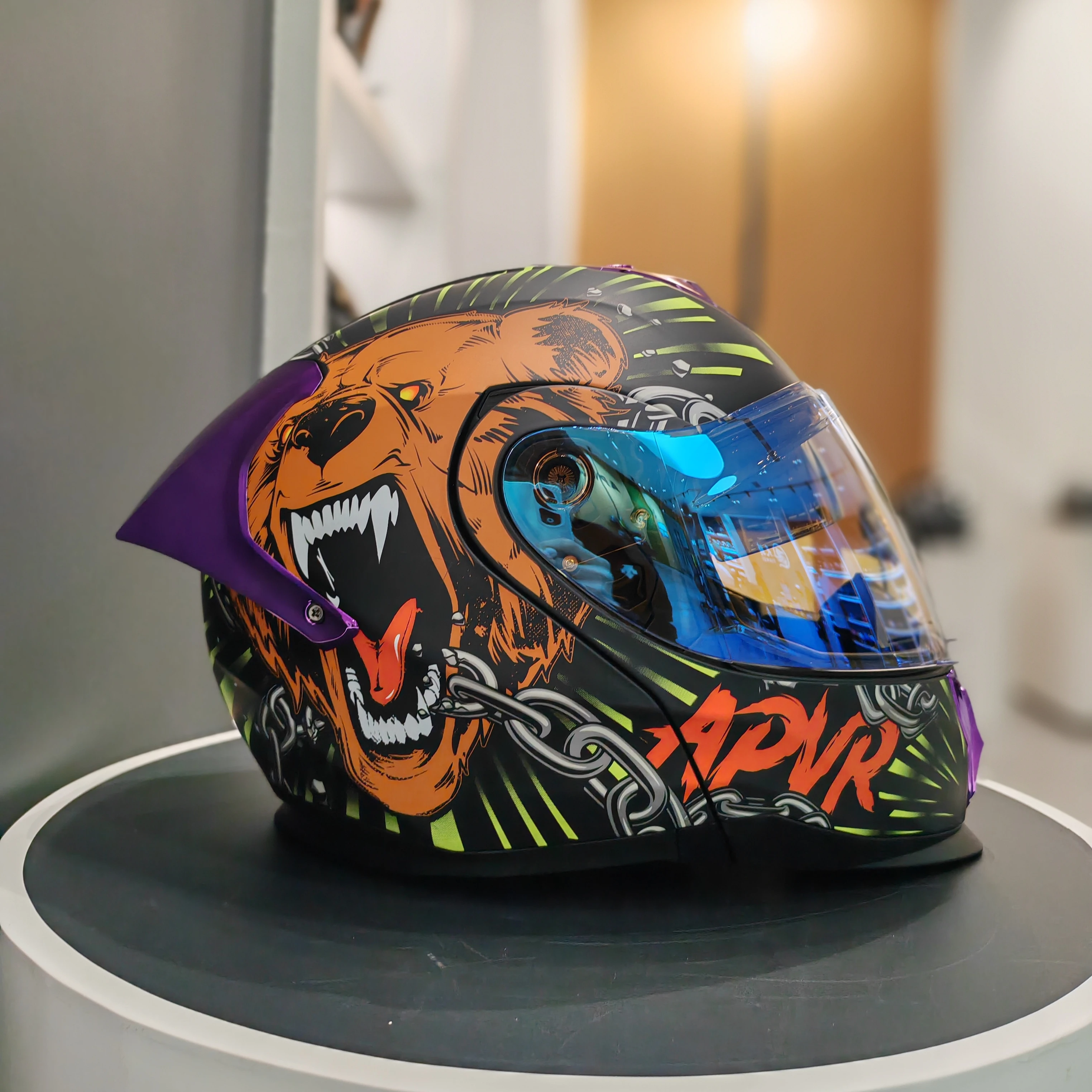 

STLF New Zoom-Lon Flip up Helmet DOT Approved ABS Quick Release Closure Dual Visor All Seasons Motorcycle Helmet