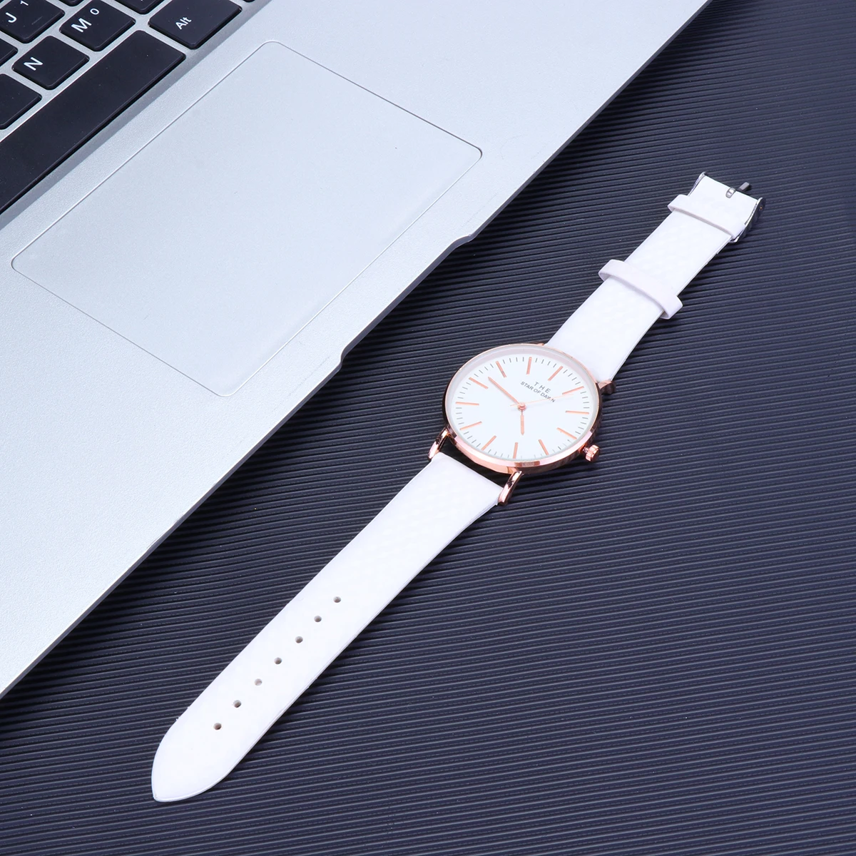 Temperature-sensitive Color-changing Quartz Watch Girls Students Wristwatch Gradient Fashion Timekeeping Gift