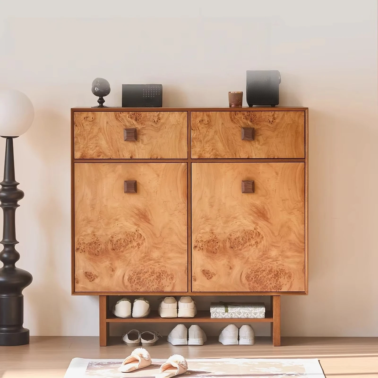 Home Furniture Upright Profile Multi-Zone Shoe Cabinet with Bottom Shelf for Hallway Living Room Apartment Entry
