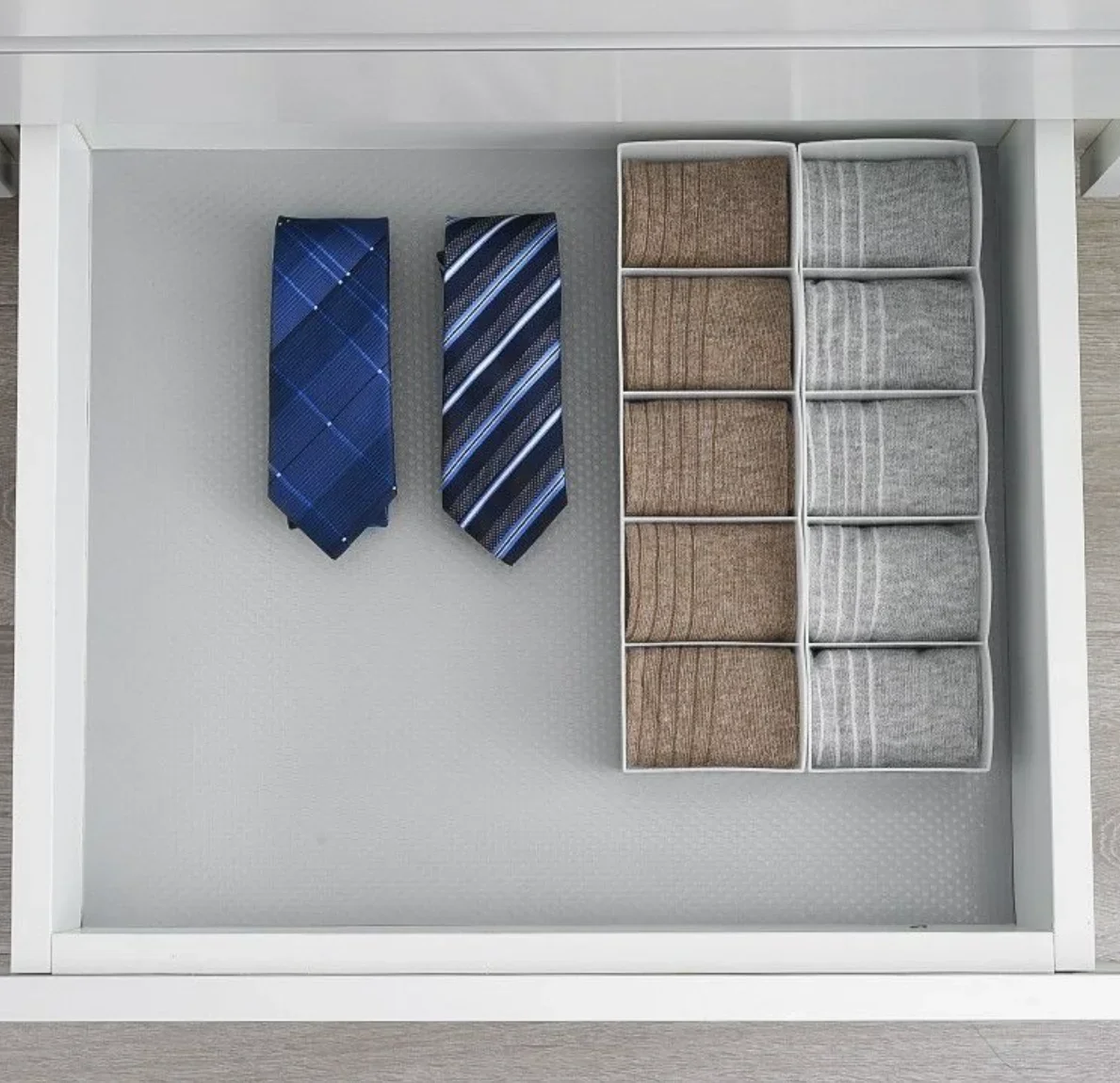 Schubladenmatte, Regalabdeckung, rutschfeste, wasserdichte Schrankunterlage, Tischunterlage, Schrankölbeständige Einlagen, nicht klebend – Detail 7