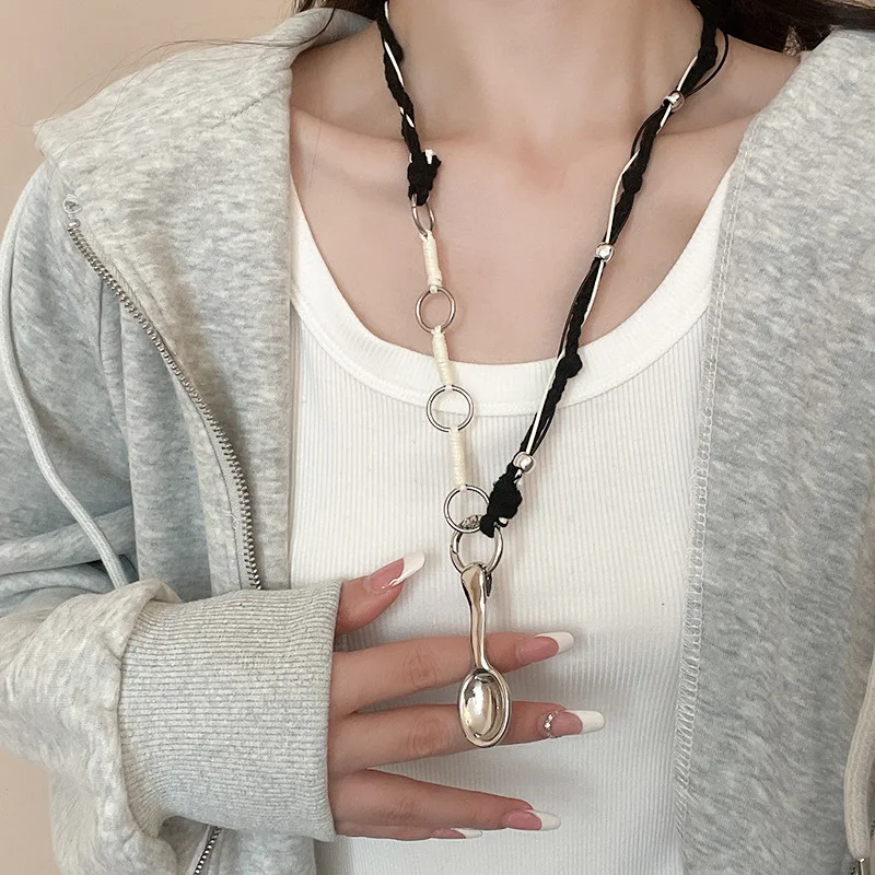 NISHIZAWA Double Layer Winding Spoon Pendant Necklace Fashion Clavicle Chain Personality Y2k Design Sweater Chain