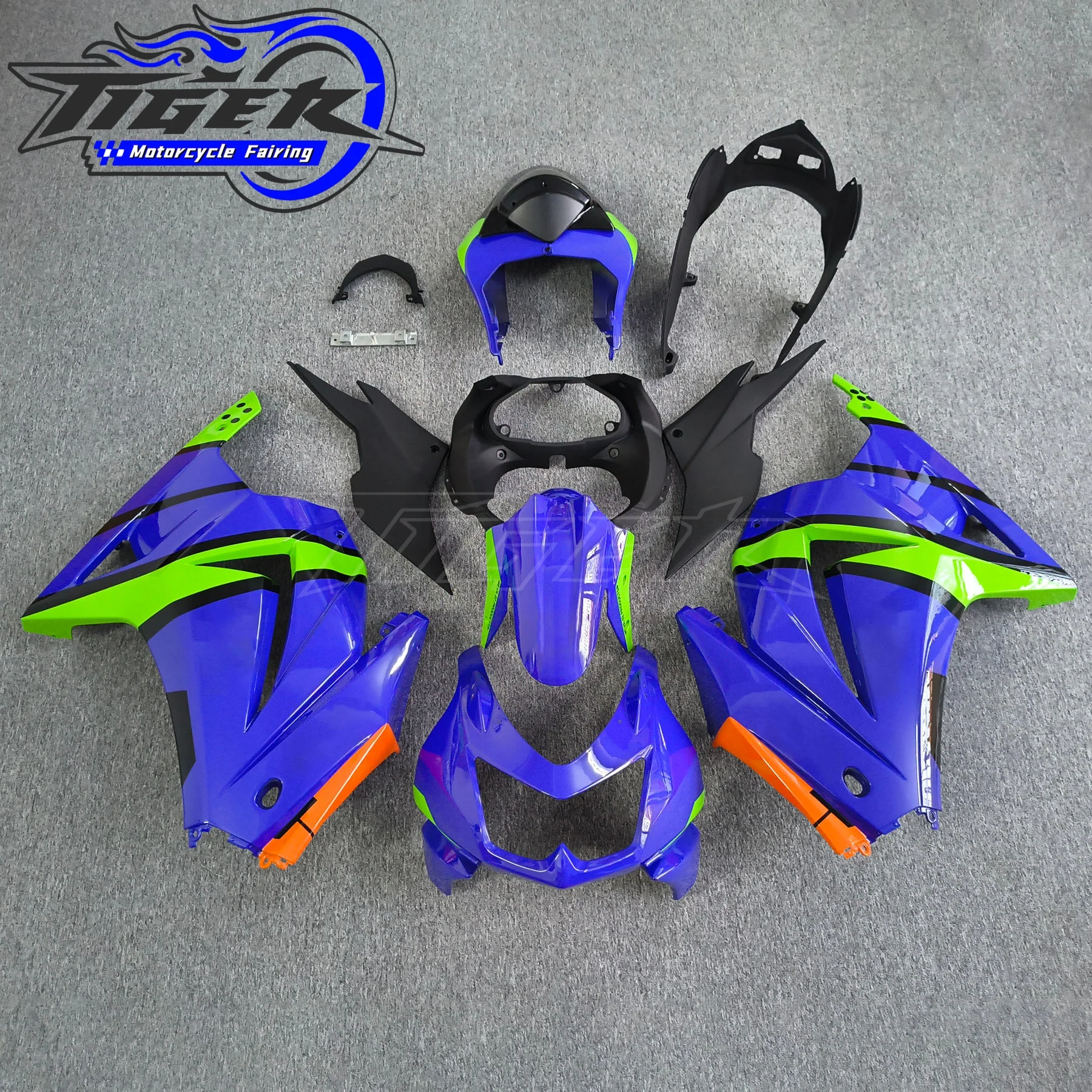 

New Fairing Kit For Kawasaki Ninja EX250 Fairings 2008 - 2012 EX250 08 09-12 Black Flames In Green EX250 2008 2009 2010 2011 201