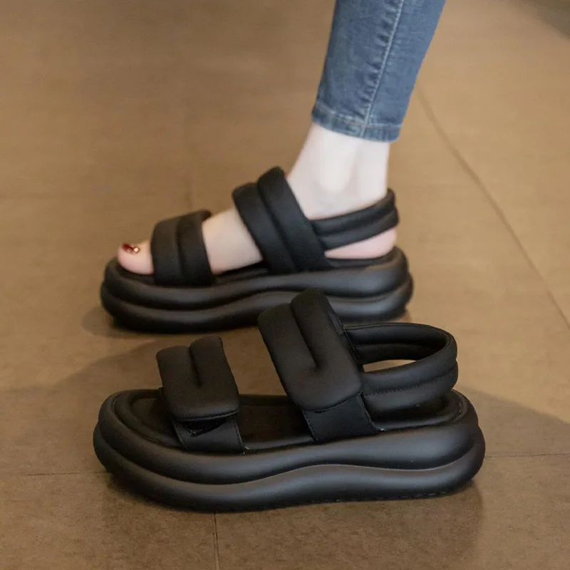 

Thick Soled Bread Sandals Women's Summer Wear Leisure Sneaker Beach Shoes 2025 New Student Roman Women's Shoes