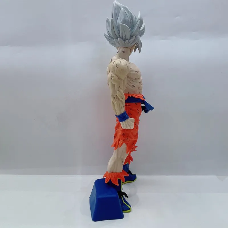 43CM Anime Dragon Ball Son Goku Battle danneggiato dipinto a tre colori modello di capelli giocattolo collezione regalo Extra Large Action Figure PVC