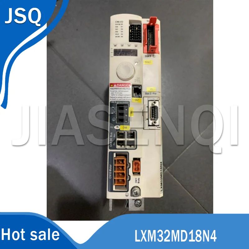 

100% Новый оригинальный LXM32MD18N4