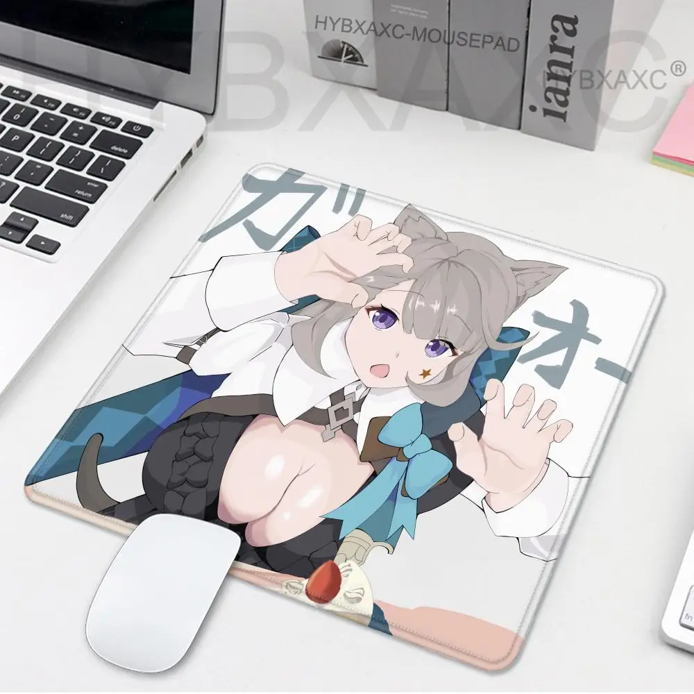 

Lynette Genshin Impact Mousepad Small LockEdge Mouse Pad For Gamers Computer Desk Pad Rectangular Anti-slip Rubber