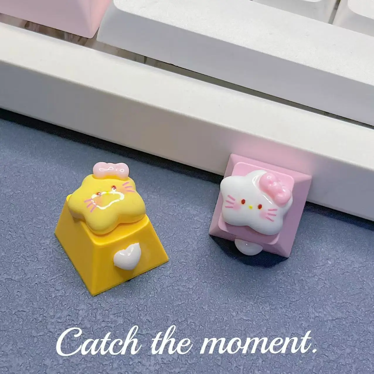 DIY Cute Kitten Keycaps Gift Transparent PBT Sublimation Game Mechanical Keyboard Pink Heart shaped Yellow Keycaps