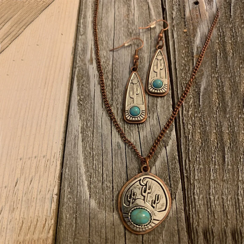 Southwestern Style Faux Cream Stone Jewelry Summer Cactus Turquoise Color Earrings for Women Western Copper Cactus Drop Earrings