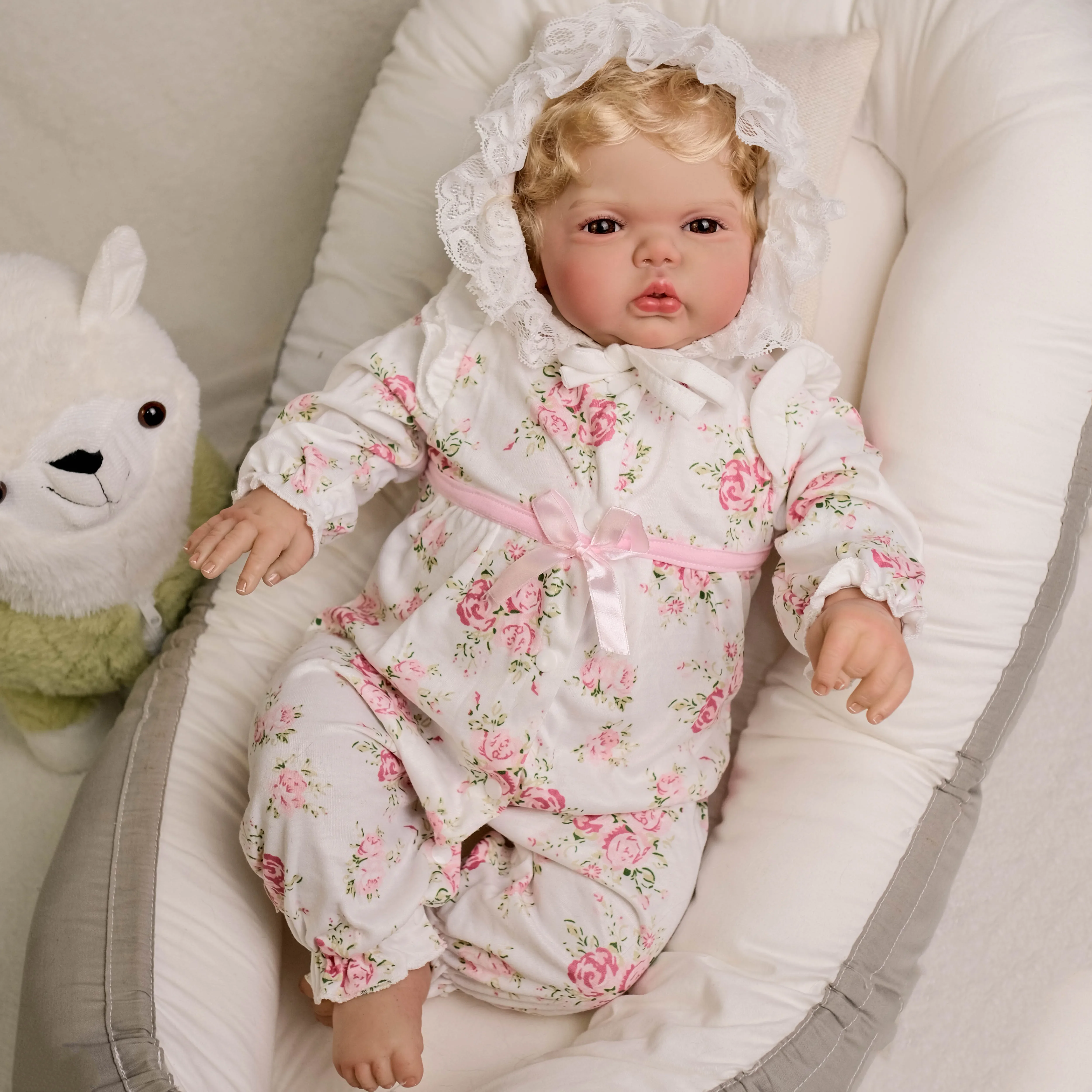 NPK-Soft Gril Body Lifelike Reborn Toddler, Cheveux bouclés blonds enracinés à la main, Cuddly Baby Butter, 24 pouces, 514 le