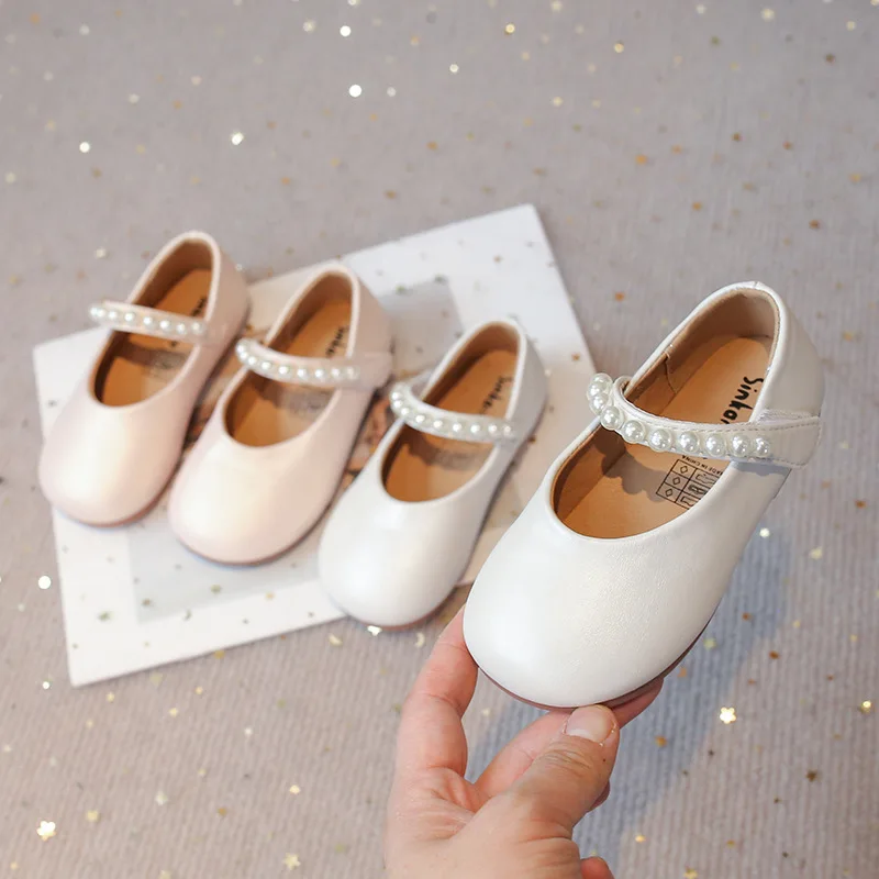 

Новые весенне-летние кожаные туфли для девочек, с мягкой подошвой, нескользящие, для выступлений, танцев, прогулок, модные