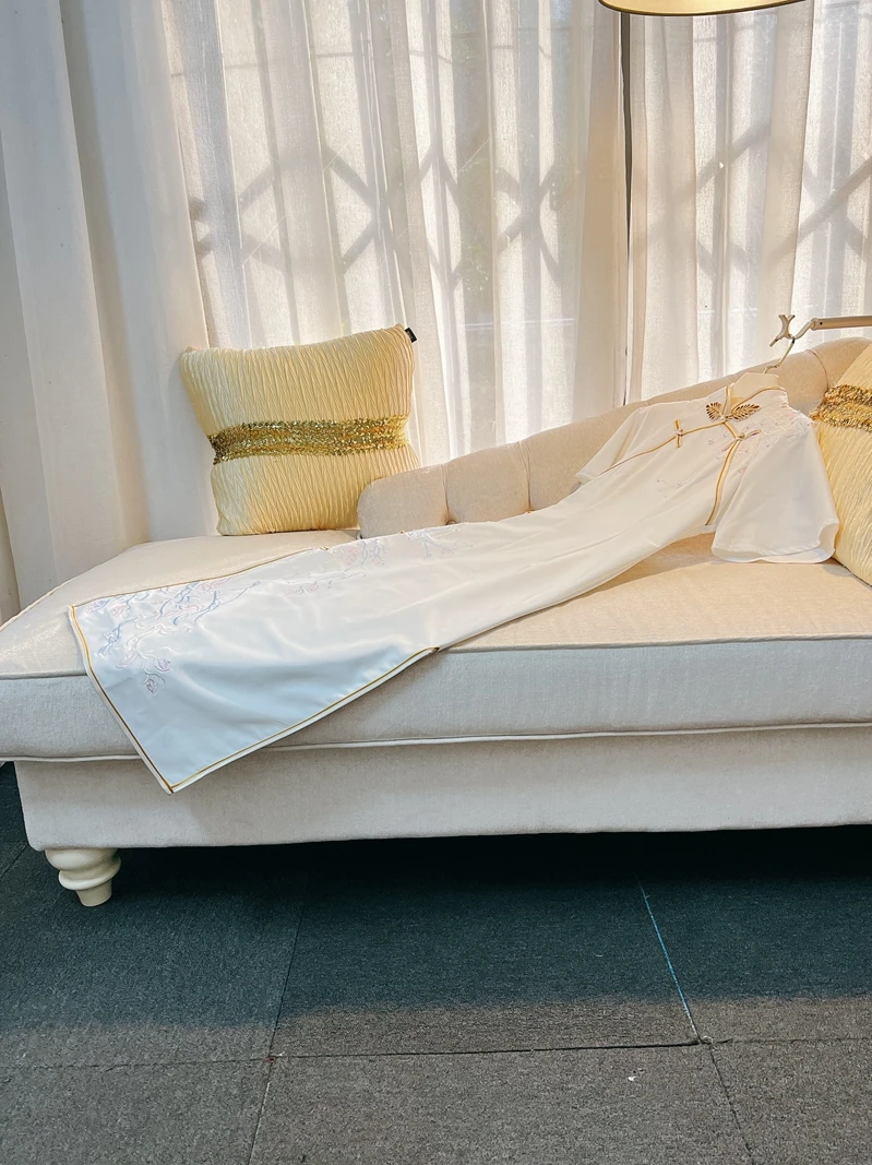 

Retro Republic of Chi Young Revised Ele Lady Dr Polyester Fiber ort Sve Low Slit Daily Wear