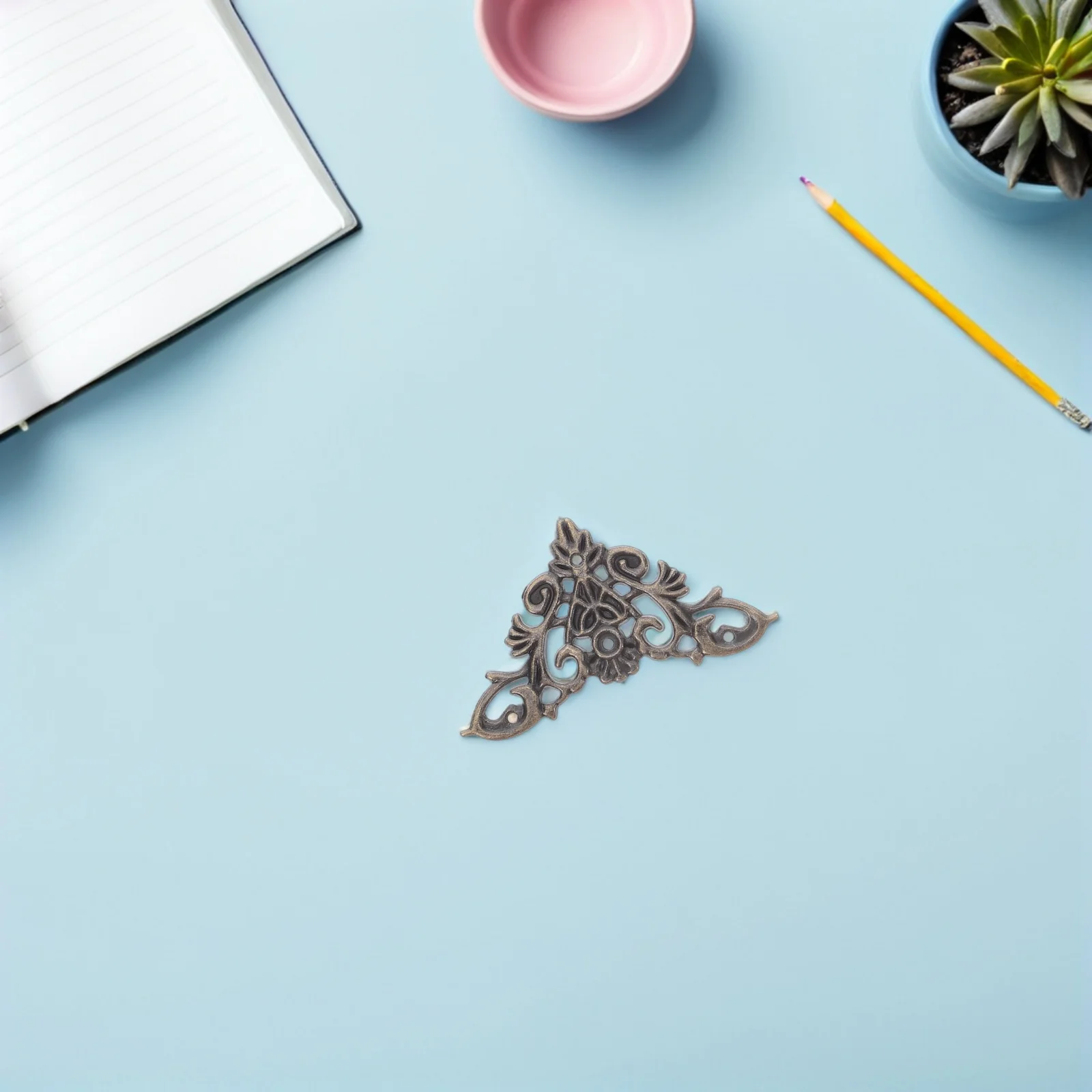 

24Pcs Vintage Metal Triangle Corner Protectors Retro Decorative Guards for Wooden Boxes Cabinet Furniture Enhancing Home Decor