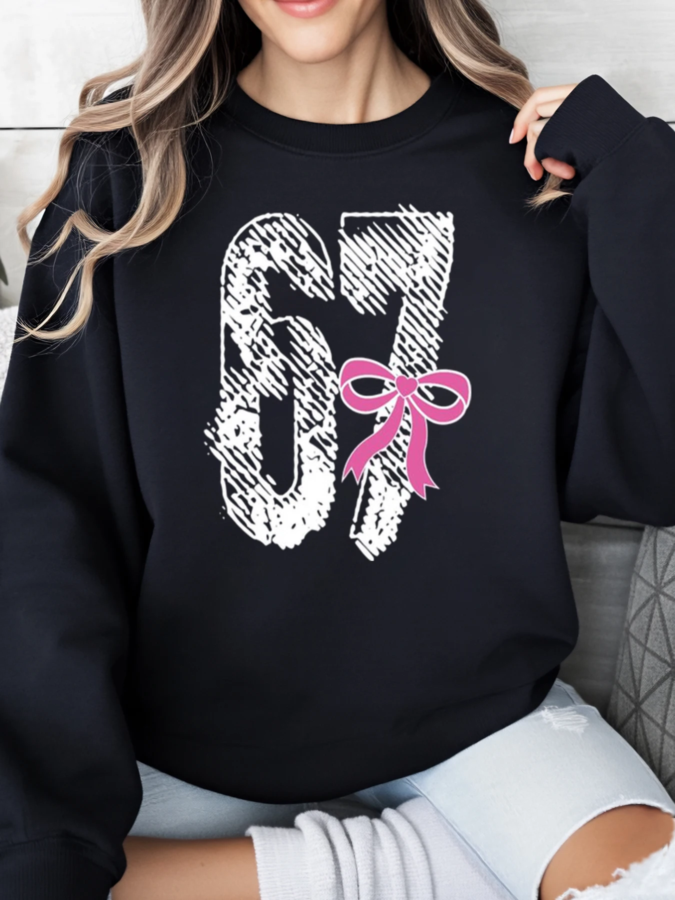 

67 with Pink Bow Print Birthday Sweatshirt Women's Casual Wear for Celebration Black Plus-Size