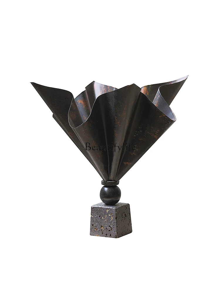 *French medieval metal pleated flower arrangement home art vase creative retro ornament